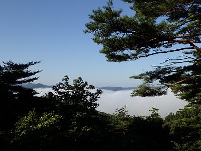 Sea of clouds from Kimimachizaka campsite