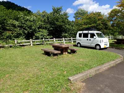 Shimizumedamu-koen auto campsite