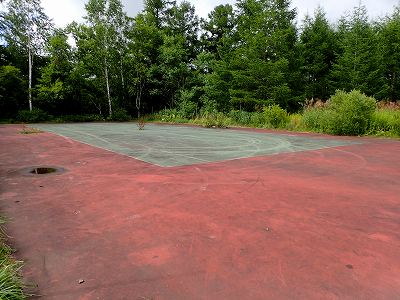 Ruin of gymnasium in Tokushunbetu-sanroku campsite