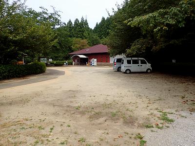 新居浜市市民の森キャンプ場の駐車場