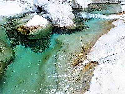 Teppou-ishigawa River in Omogo teppou-ishigawa campsite