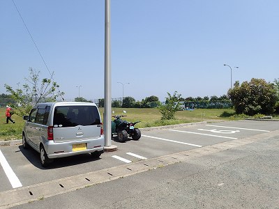 Parking lot of Undo-koen in frot of Uming Oshima