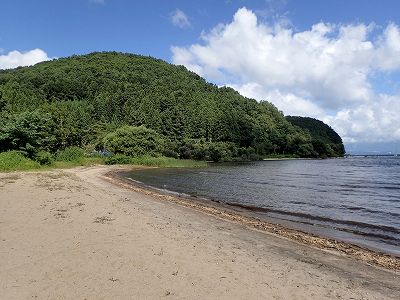 Beach in front of Akiyama-hama campsite