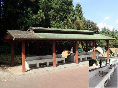 大津谷公園キャンプ場の炊事棟
