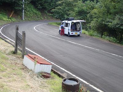 郷路岳キャンプ場の駐車スペース