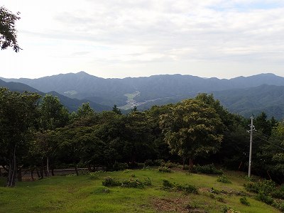 郷路岳キャンプ場のあずまやからの景色