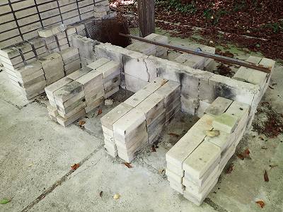 朝日山森林公園キャンプ場のカマド