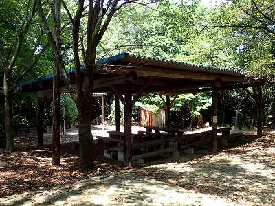 ふるさとの森 天神山キャンプ場の東屋