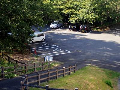 とらまる公園キャンプ場の駐車場