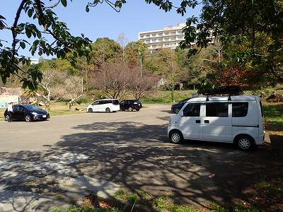 咸陽島公園の駐車場