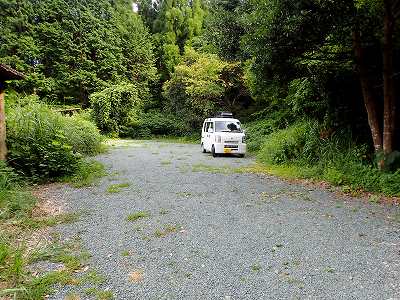 さめうらキャンプ場の駐車スペース
