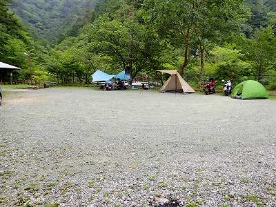白猪谷オートキャンプ場のサイト全景