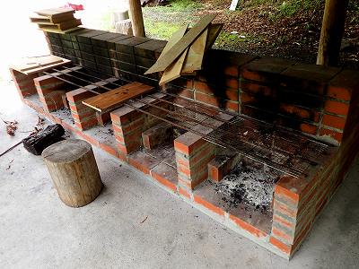 白猪谷オートキャンプ場のカマド