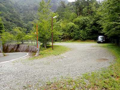 白猪谷オートキャンプ場の上段のサイト入口