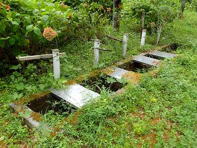 轟の滝キャンプ場（旧）の炊事場跡