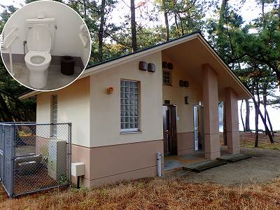 野田浜キャンプ場のトイレ