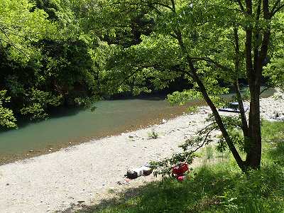 中村川砂防公園 天神峡キャンプ場の前を流れる小田川
