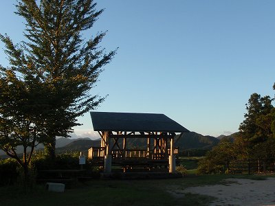 大山池キャンプ場のあずまや