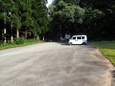 Parking lot in Koryu-ko campsite