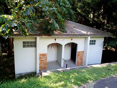Restrooms of Nishizao-koen campsite