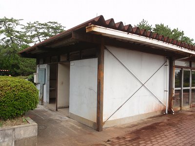 糸根地区公園キャンプ場のトイレ