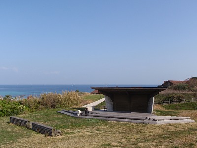 角島大浜キャンプ場のステージ
